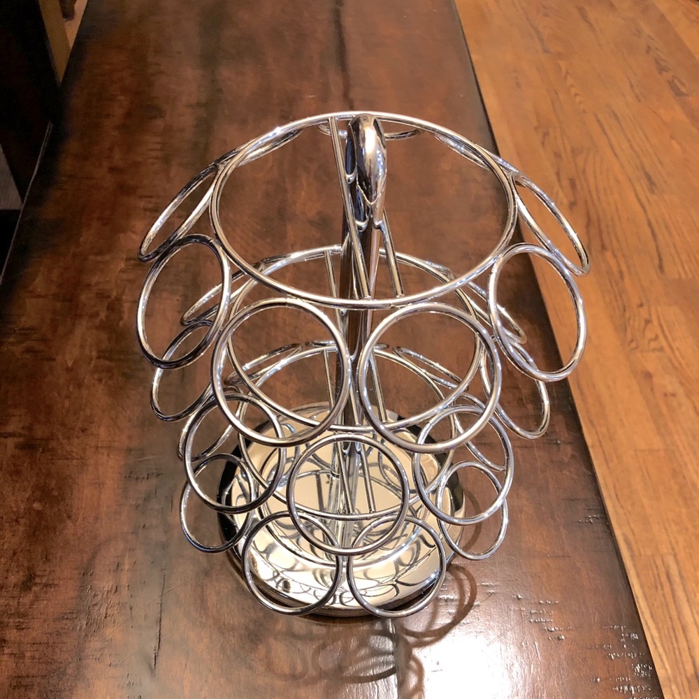 SWIVEL’G POD HOLDER-3-TIER THAT HOLDS 9 EA LEVEL